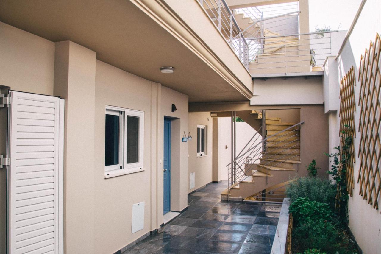 Kalavria Luxury Suites - Magnificent Sea View Of Poros Poros Town Exterior foto